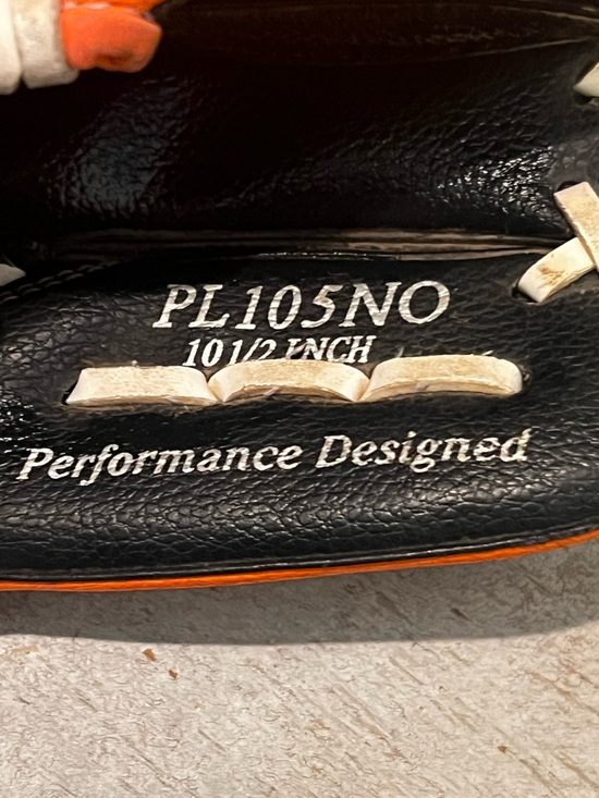 Rawlings Black and Orange Youth Baseball 10.5 inch Glove - Picture 3 of 5